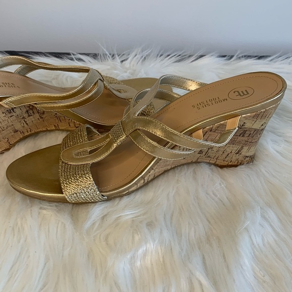 Mootsies Tootsies Gold Sandals Criss-Cross Slide - Picture 8 of 9